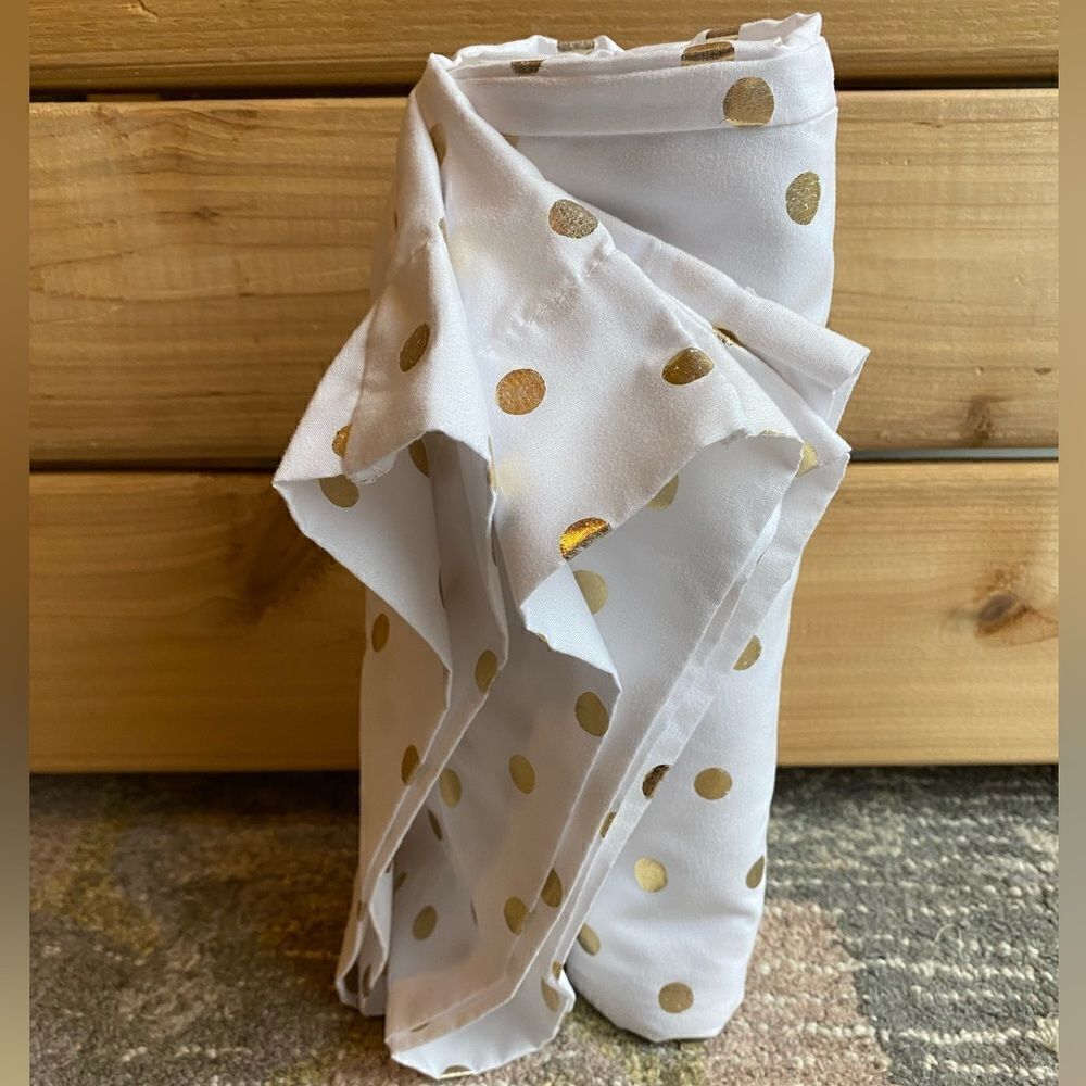 Room Essentials Dot Pillow Cases - Picture 9 of 9